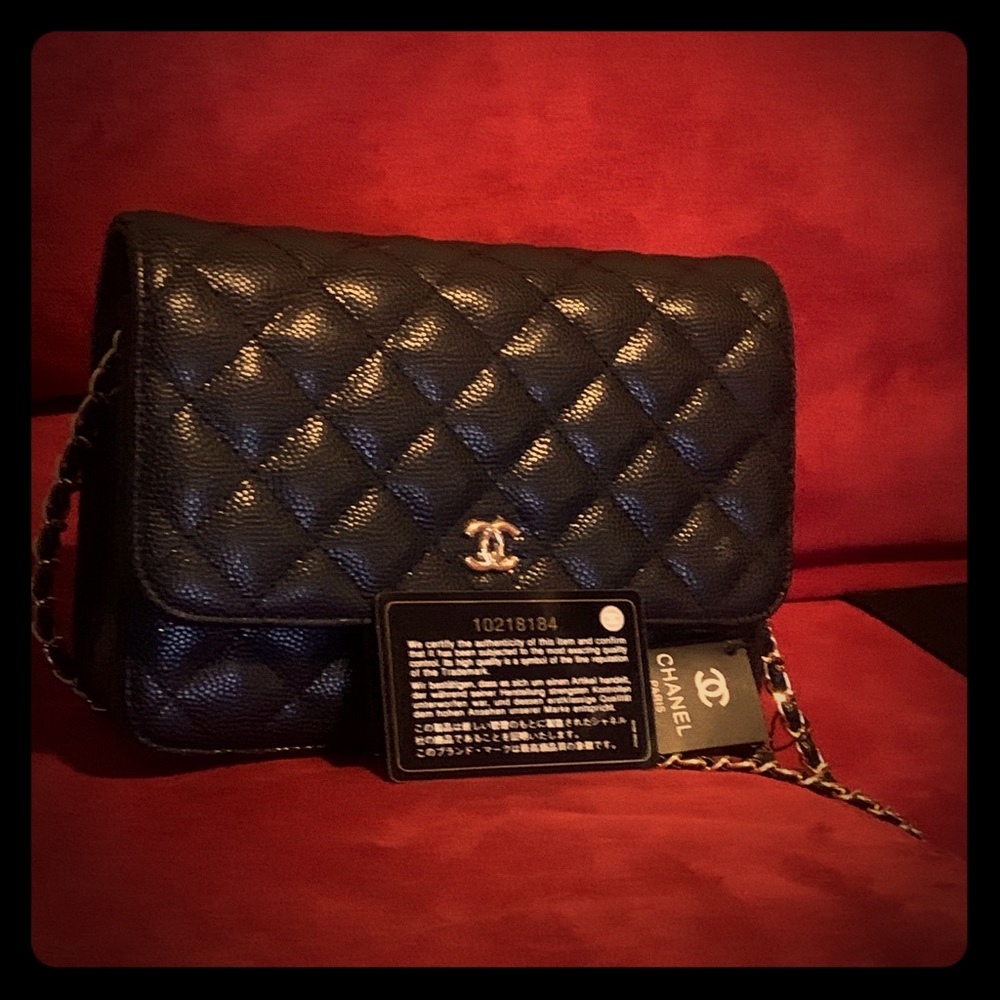 Chanel crossbody- 100% authentic w/ tags/date code